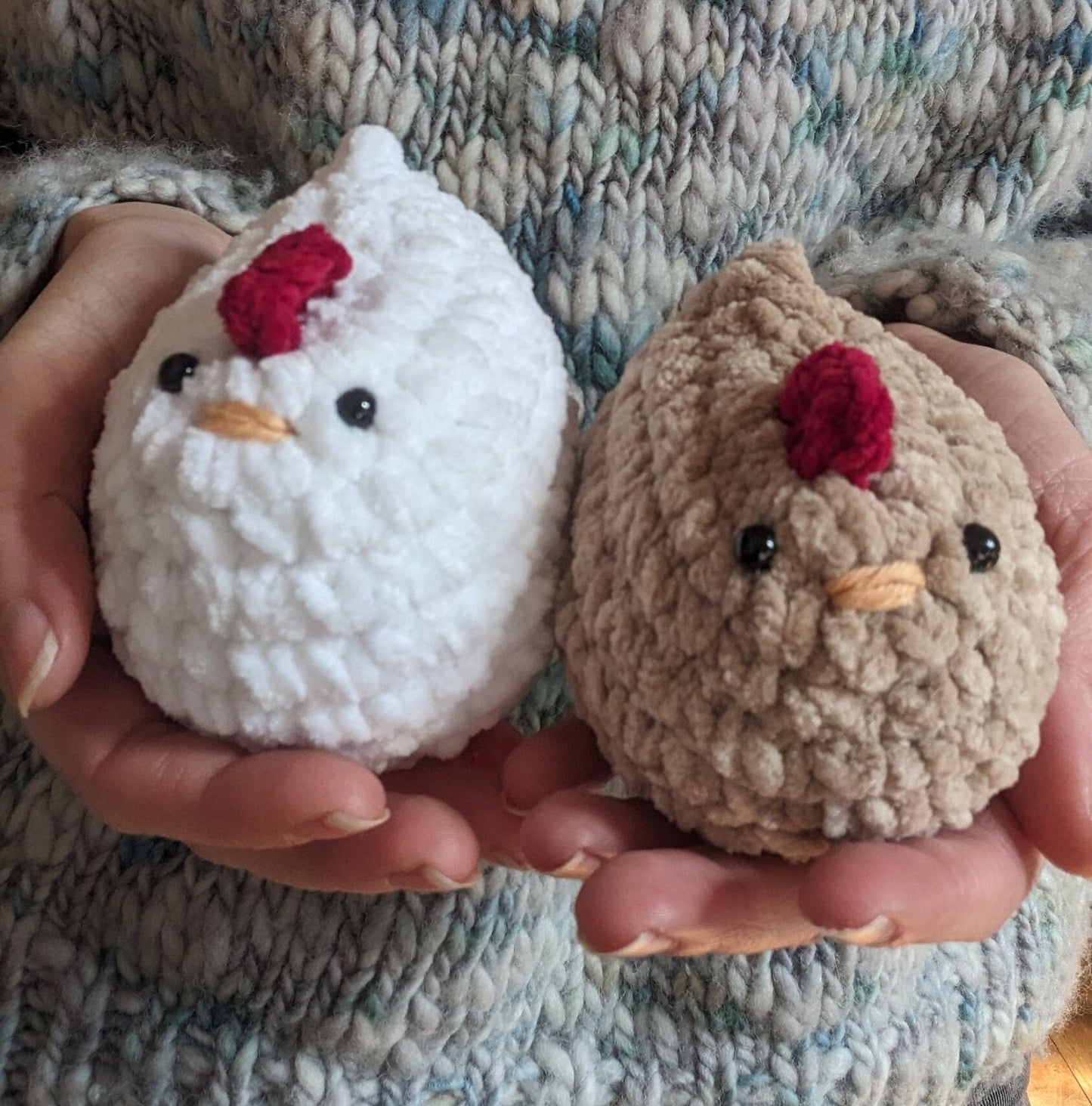 Maxi peluche poule