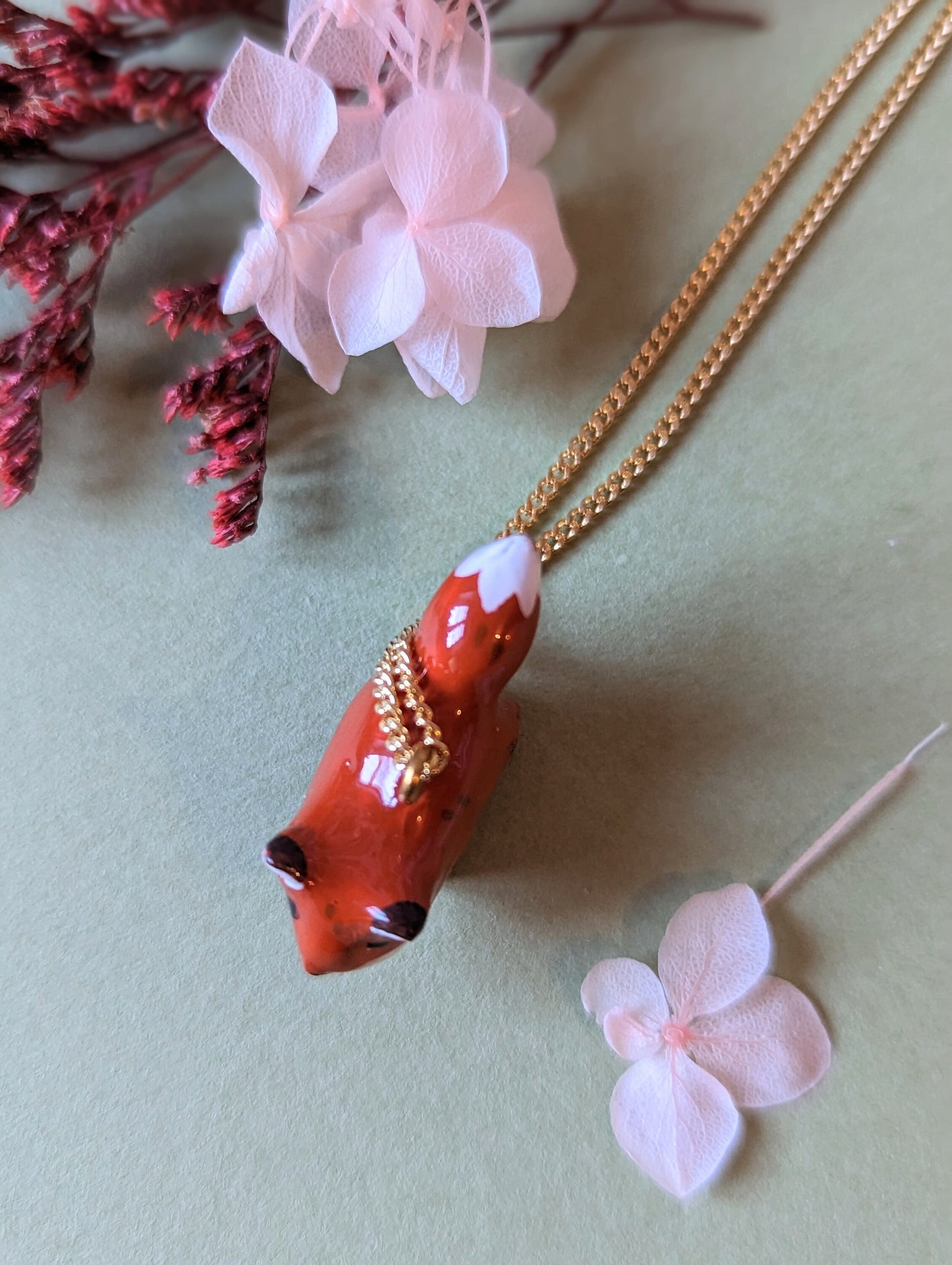 Collier orné d'une petit renard