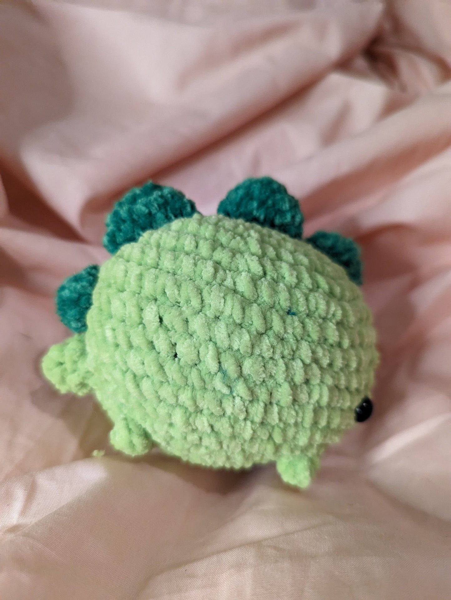 peluche stégosaure
