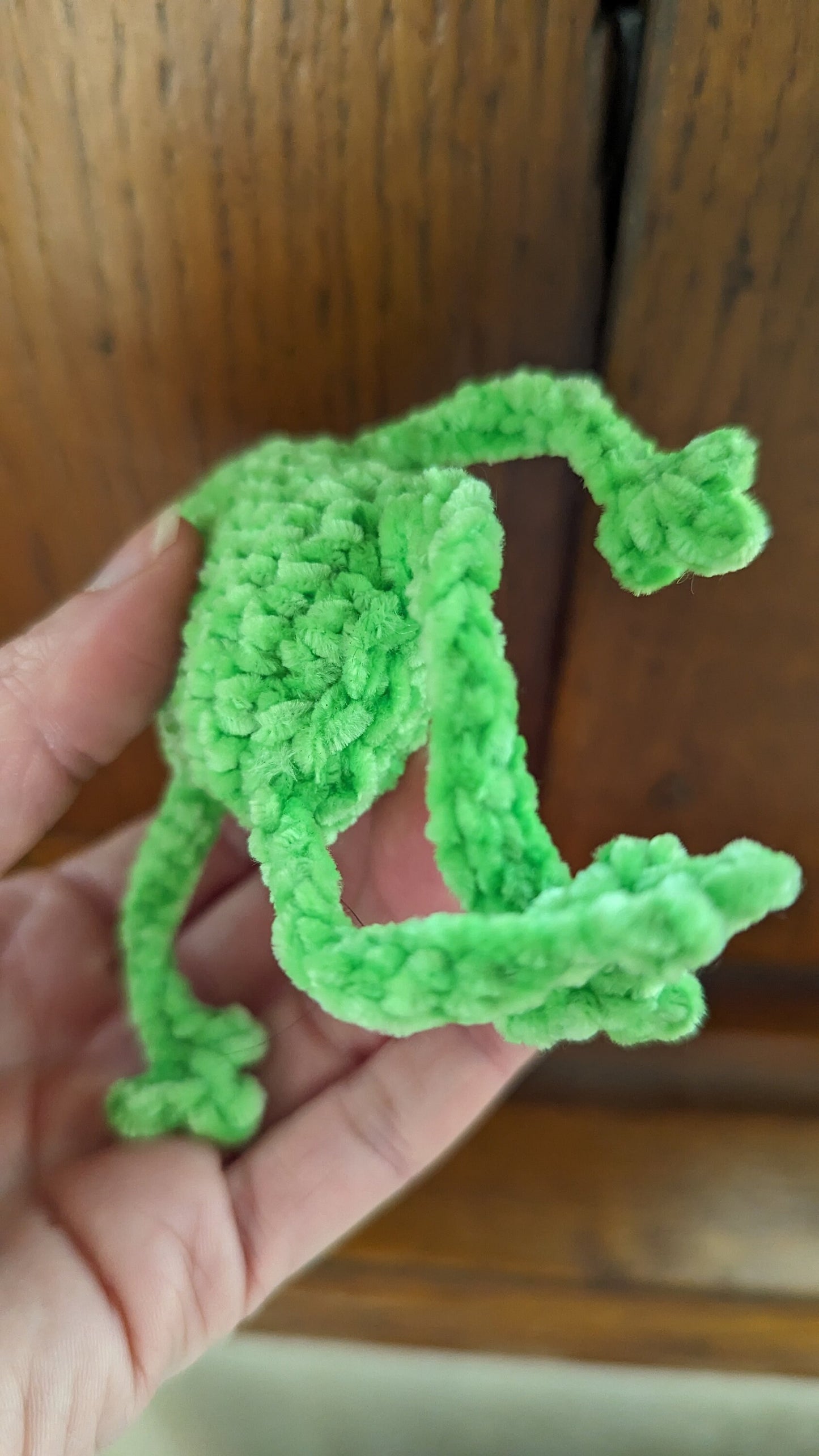peluche leggy froggy