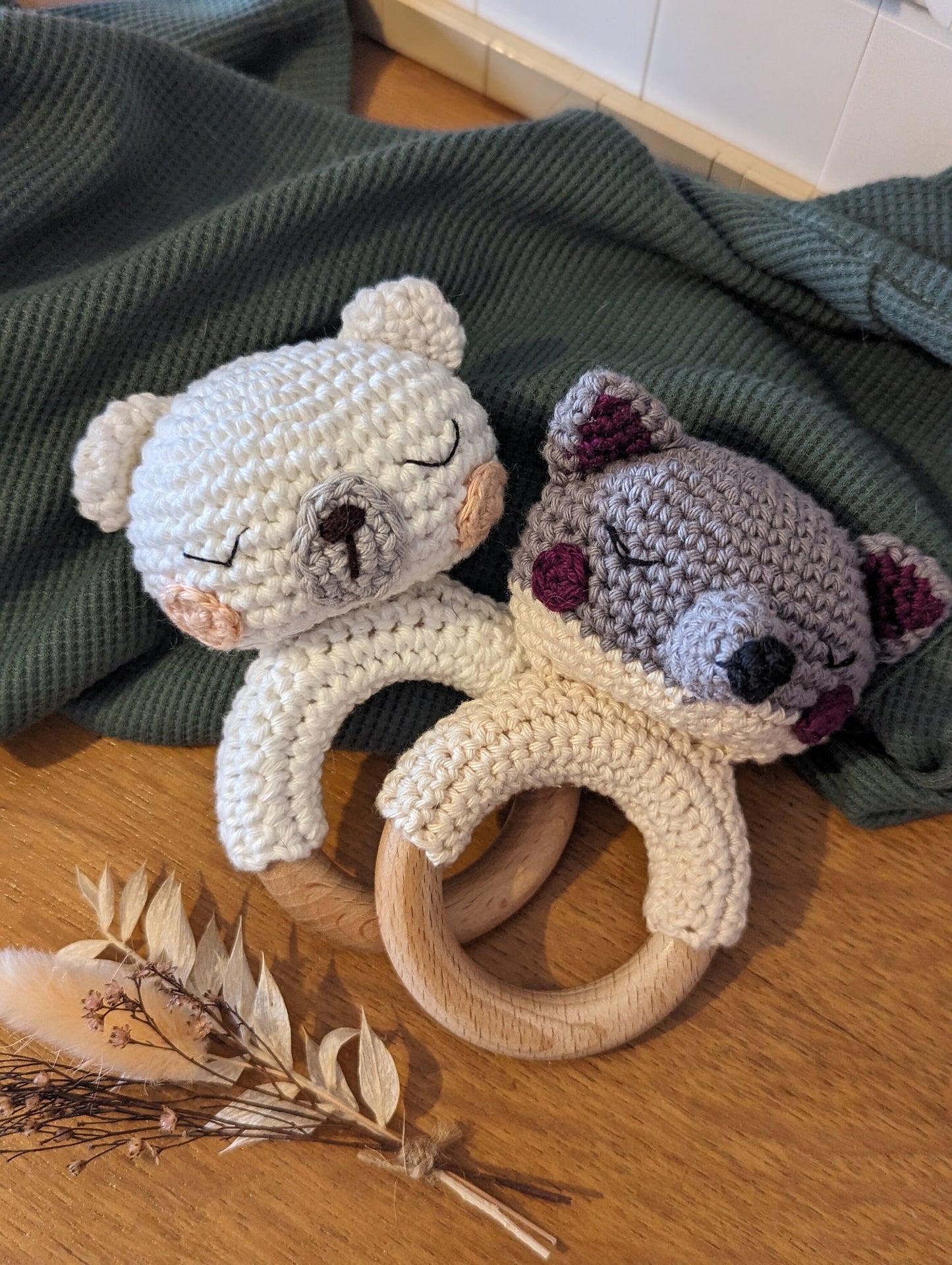 hochet bébé loup ou ours