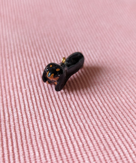 Figurine teckel en pâte fimo