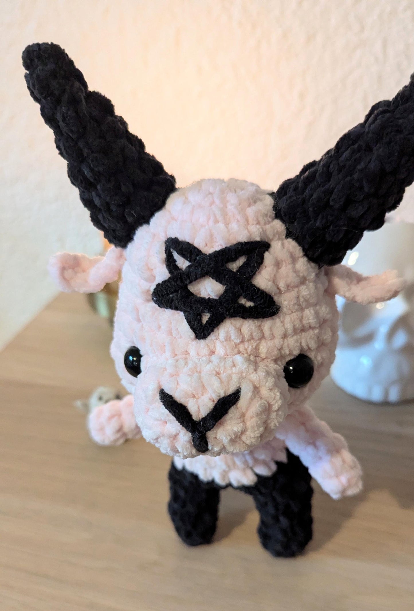 peluche baphomet